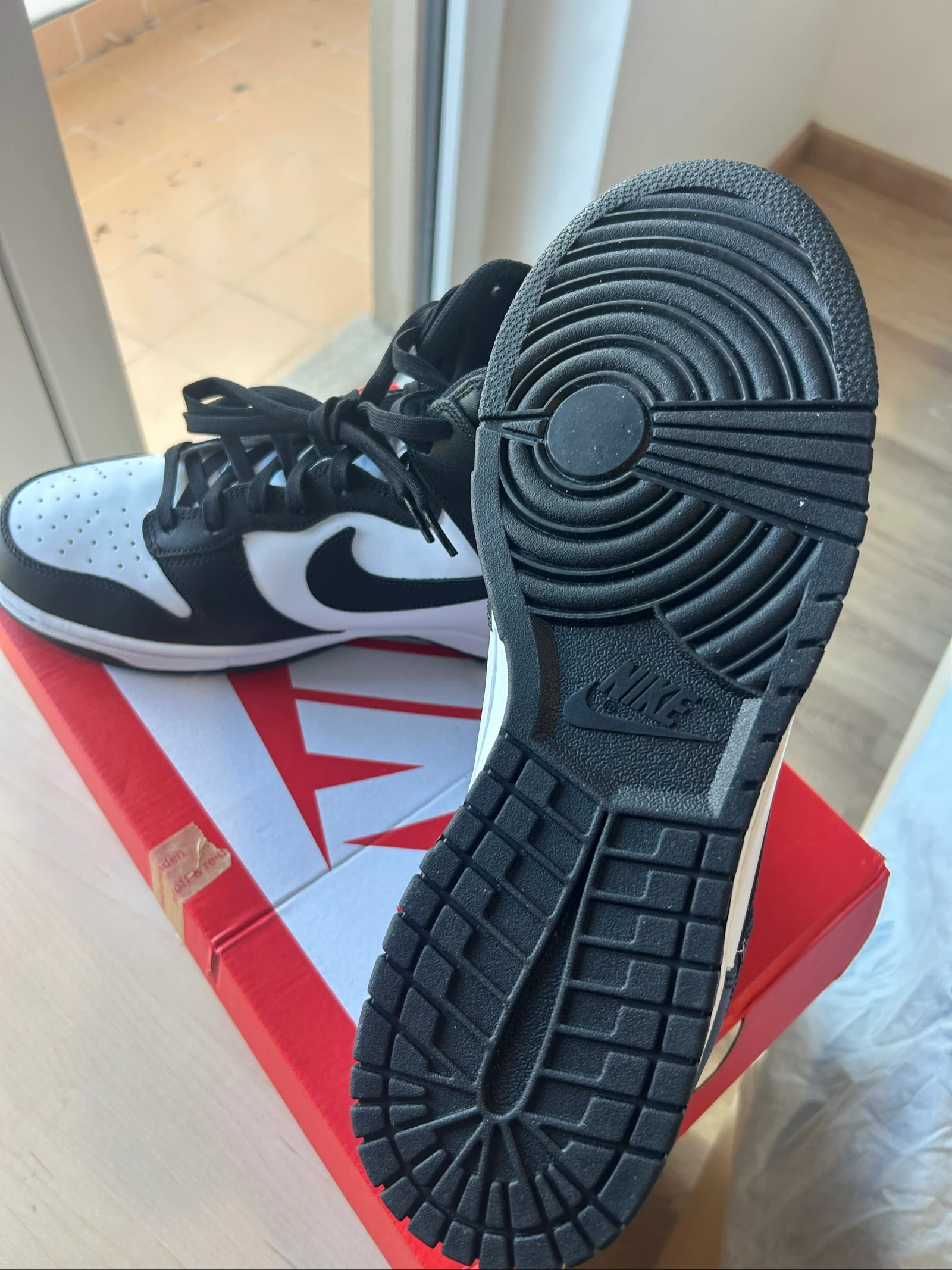 Nike Dunk High Noir et Blanc - Taille 43 | Originales | Excellent Prix – photo 3